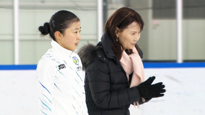 濱田美栄コーチから指導を受ける千葉
