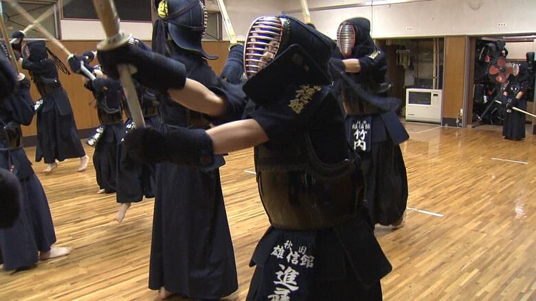 「最後まで自分の剣道を貫く」 先鋒の小学6年生と次鋒の中学1年生が切り開く勝利への道 秋田県王者・雄信館内山道場が全国の大舞台へ|FNNプライムオンライン