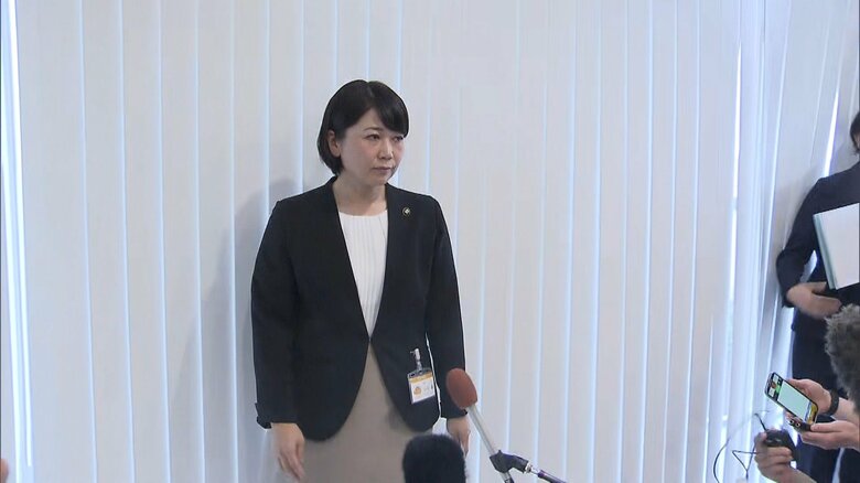 議会への説明後カメラの前に現れたが…9月26日