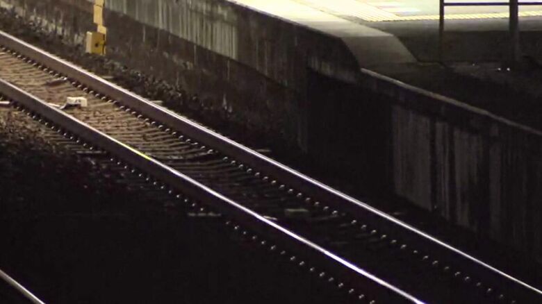 骨が見つかったあたりの線路