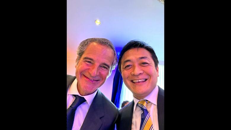 IAEAグロッシ事務局長（左）と玉木氏（玉木氏のXより）