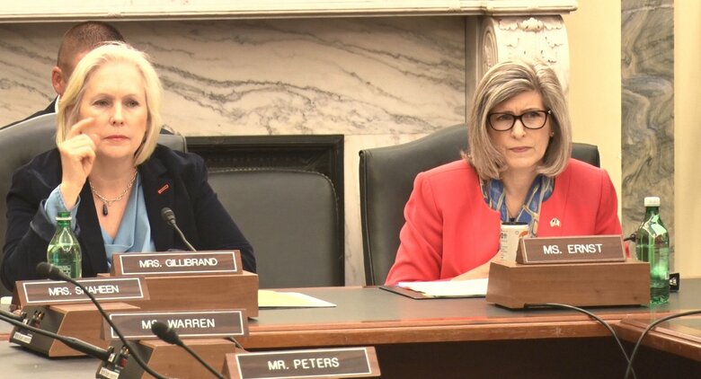 出席議員からは中国の偵察気球の対応を巡り、バイデン政権に厳しい意見も出た