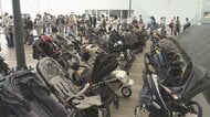 ジブリパークは持込禁止…街で聞いた「ベビーカーでの困り事」 嫌な顔や舌打ち気になり気を使う人多数