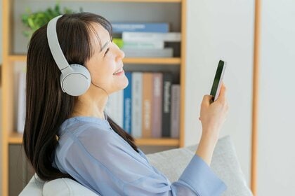 どんな音楽を聴いている?人気のジャンルや好きなアーティストを200人に調査!音楽配信サービスではどれくらい聴かれている?