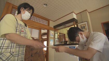 手書きメッセージに涙も…豪雨で浸水した商店を中学生が回り激励 生まれる交流【新潟発】