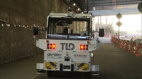 コンテナ運搬車の自動運転を羽田・成田空港の制限区域内で国内初の実用化　航空業界の人手不足解消に期待
