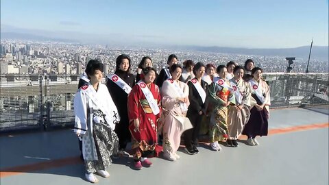 恒例「大人の階段」「ディズニー成人式」も　「成人の日」各地で式典　「新成人」前年と同じ109万人過去2番目の少なさ