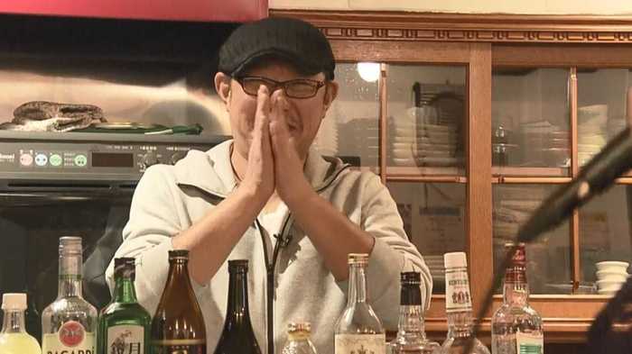 「昭和の歌」愛する人々が続々来店…店内で懐かしの歌熱唱するワケ【長野発】