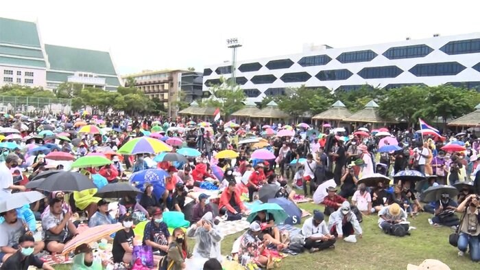タイで大規模反政府集会 主催者側「王室改革」言及へ