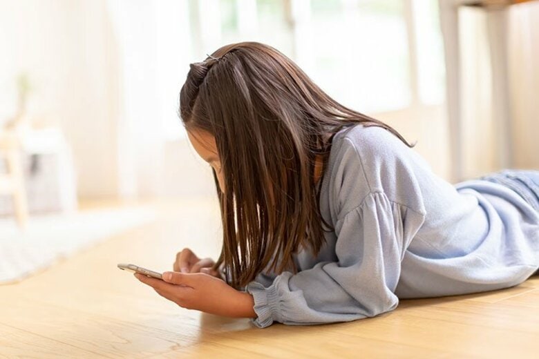 【調査結果】ネッ友がいる小中学生は過去最多の74.8％。年上との交流が増える一方、対面には抵抗感も