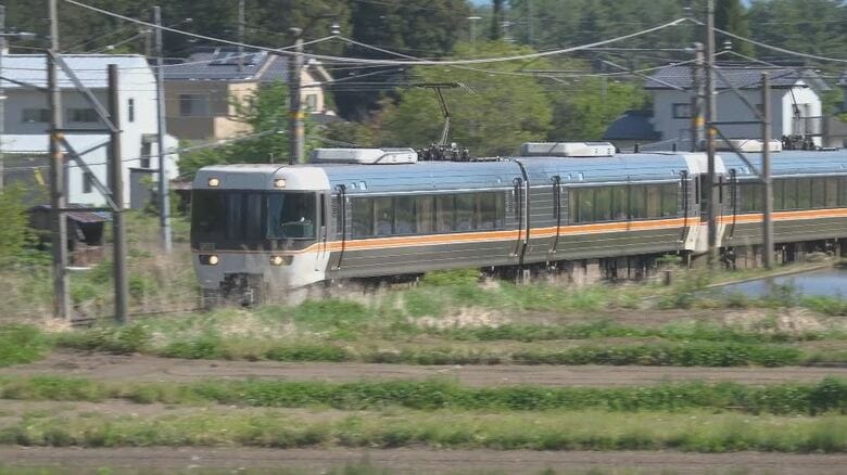 現行車両「383系」
