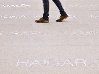 『パリンプセスト』 2013-2017年スイス・バイエル財団での展示 （2022-2023年）　
Photo: Mark Niedermann
Courtesy of Doris Salcedo Studio