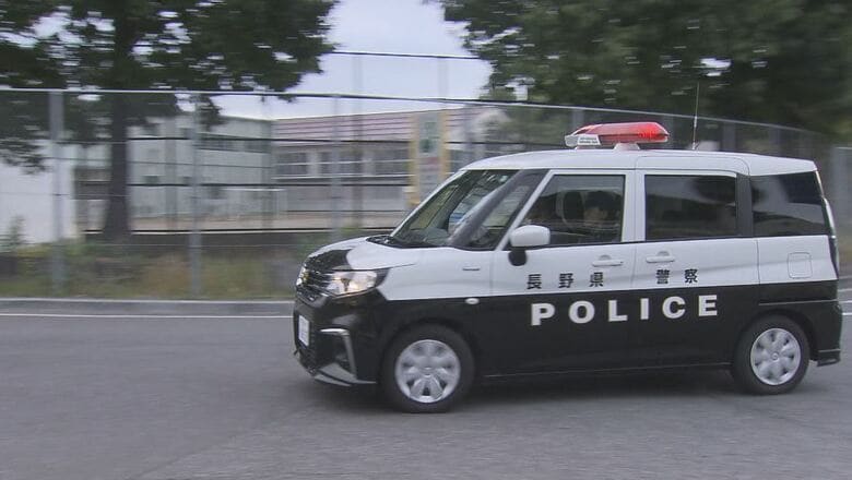 警察がパトロール