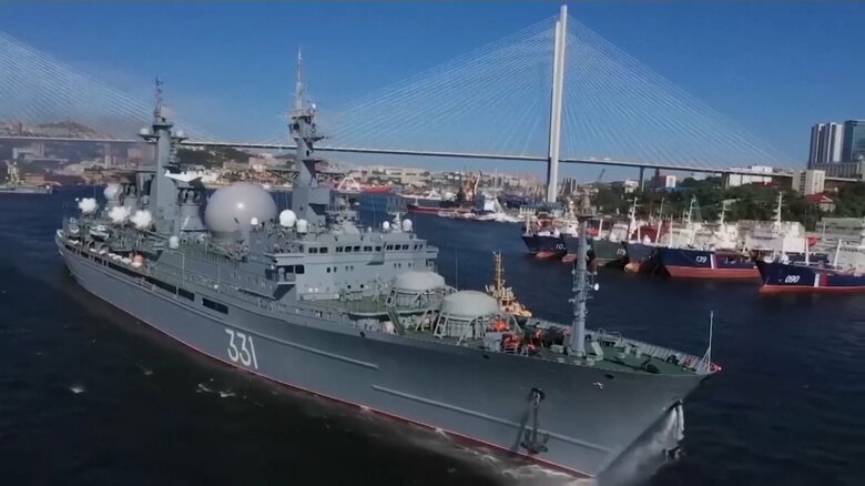 ロシア海軍唯一のミサイル観測支援艦「マーシャル・クルイロフ（艦番号：331）」MR-750フレガット-M2対空捜索レーダーを有し、ZEFIR-Mミサイル追跡システムでミサイルの飛翔を追跡する