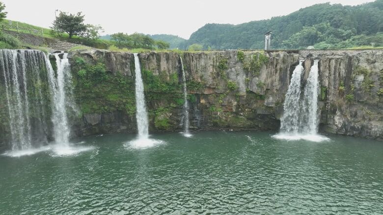 東洋のナイアガラ「原尻の滝」