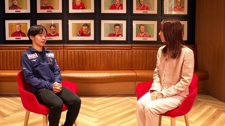 一夜明けて心境を語る鍵山