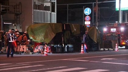 【速報】現場へ向かう消防車が横転　矢口消防署の男性隊員4人乗車もけがなし　東京・大田区