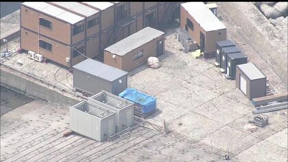 プレハブ小屋や資材 上空から見ると工事の準備が　世界自然遺産・知床　太陽光パネル設置中止求め4万8000人分の署名提出　観光船沈没受けた“携帯基地局”計画