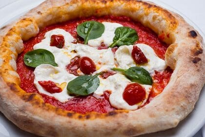 できたてをお届け!チェーン店のピザについて調査しました!【1000人アンケート】