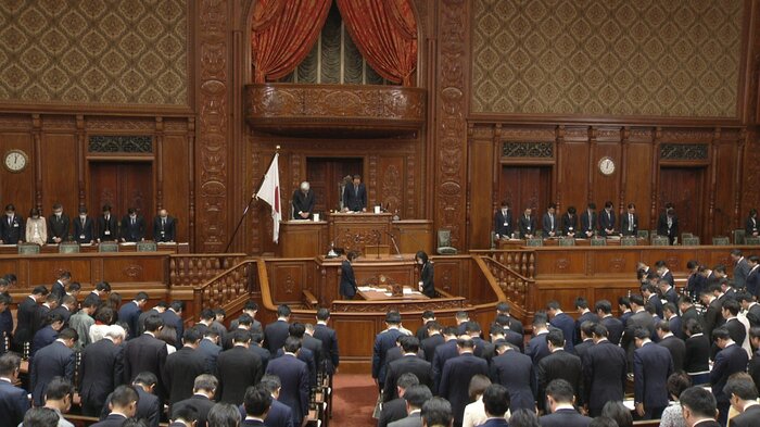 1月26日に始まった通常国会では政治資金規正法をどう改正するかが議論される