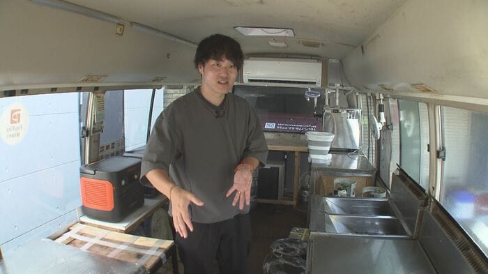 唐揚げだと1000人分は調理できるというキッチンカー