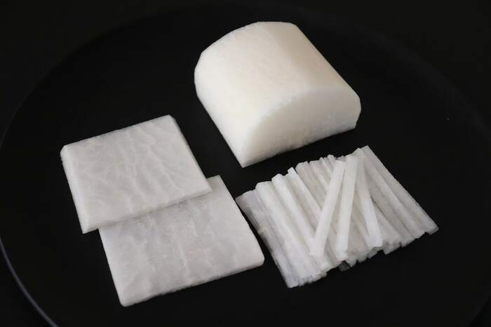 縦に薄切りにして千切りにするとシャキシャキに