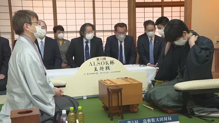 藤井五段本人は至って冷静。ルーティンは崩さない