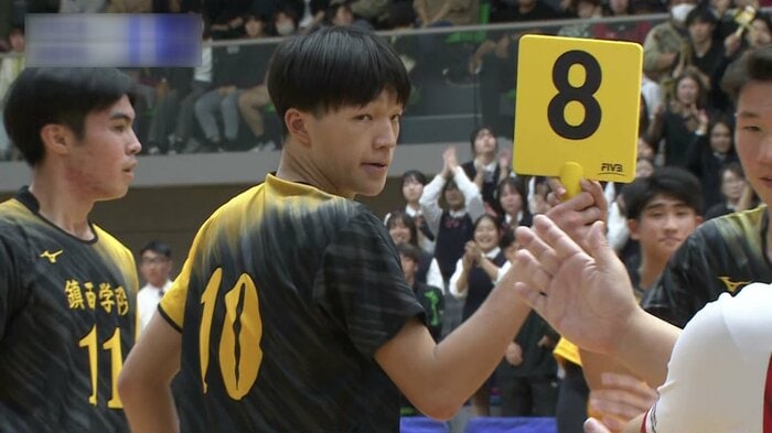 鎮西学院、最終セットでエース坂本選手がコートへ戻った