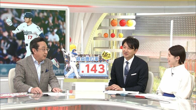 大谷翔平選手2試合ぶりの6号ホームランなど5打数2安打2打点　今季初のタイムリーヒット　ベンチでファウルボールが背中直撃も“笑顔”｜FNNプライムオンライン