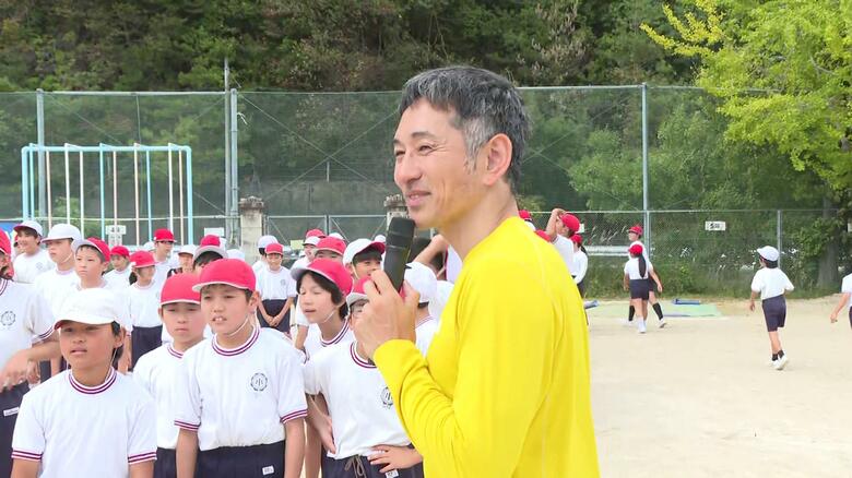 為末大さんの「走り方教室」ハードルの跳び方を小学生に伝授　広島出身の元プロ陸上選手　広島・東広島市｜FNNプライムオンライン