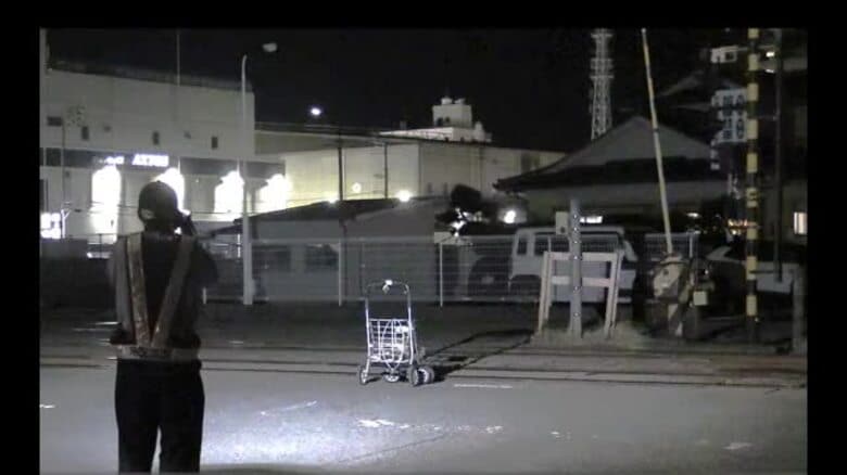 松山市の伊予鉄道・郊外線の踏切で手押し車の高齢女性が電車と接触　命に別状はなし【愛媛】｜FNNプライムオンライン