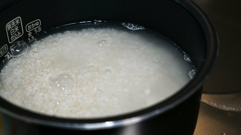 知ってた？炊飯器で米を炊くとき“吸水”は不要！無駄なことしてたの？タイガー魔法瓶に仕組みと“NG行為”を聞いた｜FNNプライムオンライン