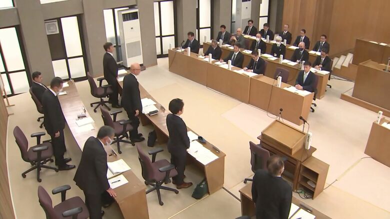 24日開かれた臨時議会