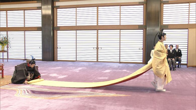 「闕腋袍」の裾は約６メートル