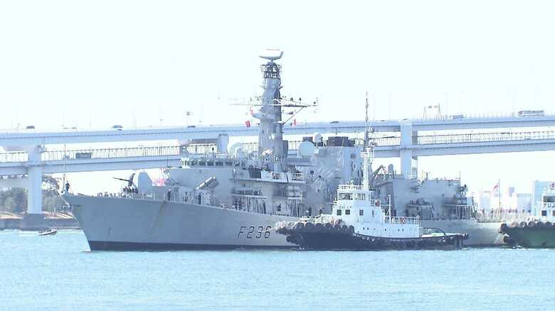 東京・晴海ふ頭に寄港する英フリゲート「モントローズ」（3月8日）