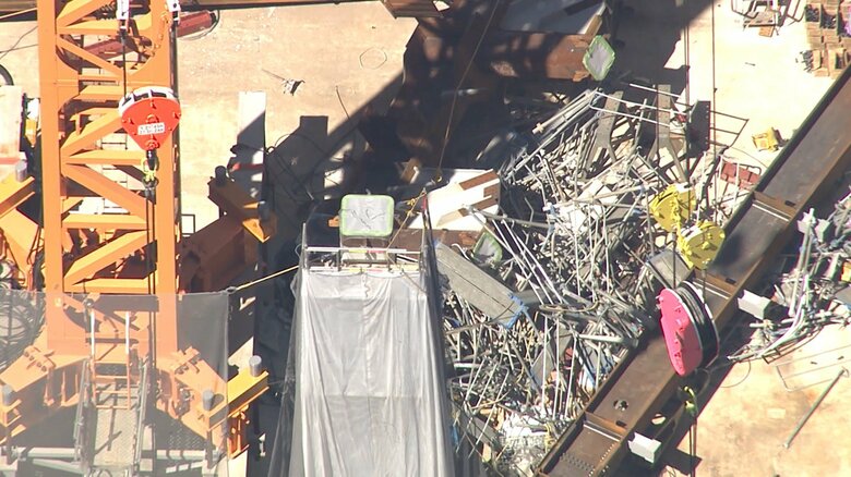 上空から見た事故現場（19日午前）