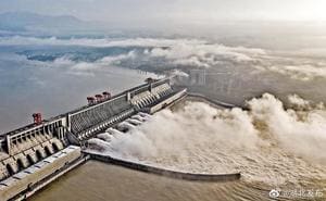 三峡ダムまた水位上昇か せき止め湖で住民避難も~中国の洪水は被災者4550万人に