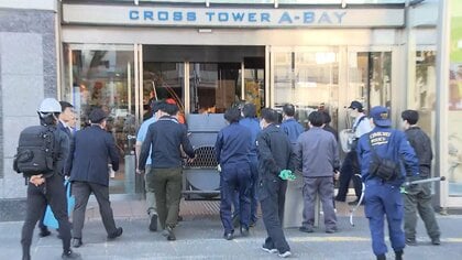 クマ1頭を駆除　青森市中心部の複合施設に侵入　箱わな設置も3時間近く“居座り”か