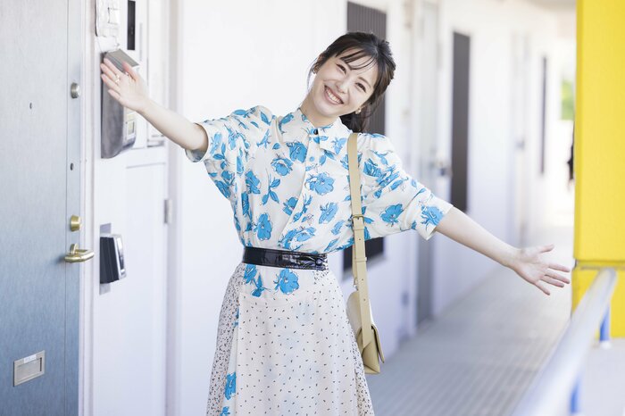 ブルーで涼しげな衣装の浜辺さん