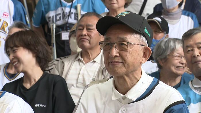 大きくため息をついた下畑英二さん