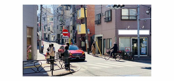 Xがコートを出したクリーニング店付近(菊坂下)