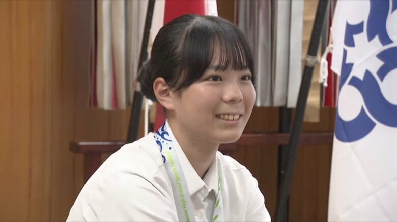 100mハードル中学新記録の今村好花さん　地元・太宰府市役所で喜びを報告　「インターハイでも頑張りたい」　福岡｜FNNプライムオンライン