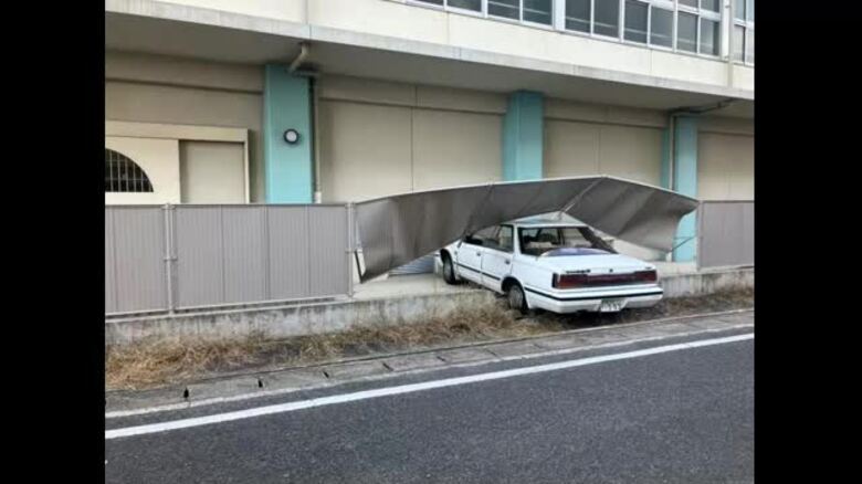 【速報】岡山市の岡山操山高校の敷地内に乗用車突入　高齢男性運転…けが人の情報なし　岡山県警【岡山】｜FNNプライムオンライン