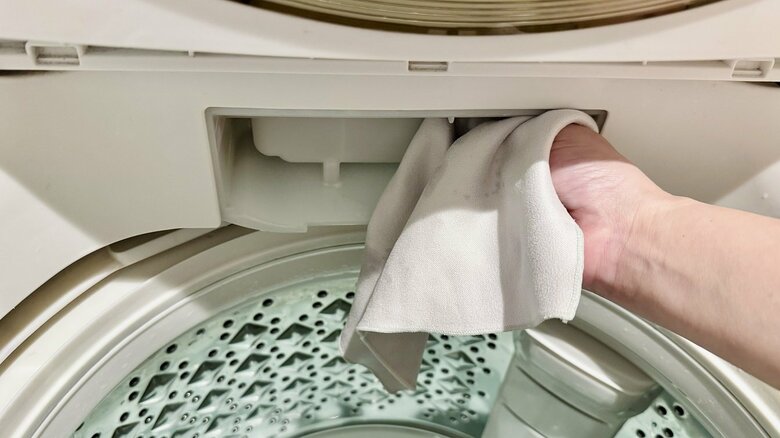 洗剤の投入口は拭き掃除を（提供：せのお愛さん）