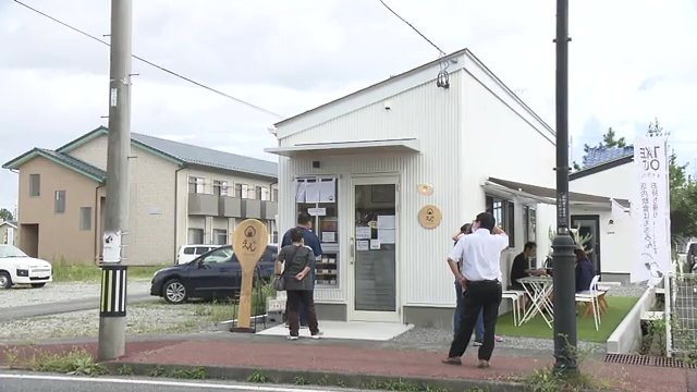 お昼時には順番待ちの人　浪江町のおむすび専門店「えん」