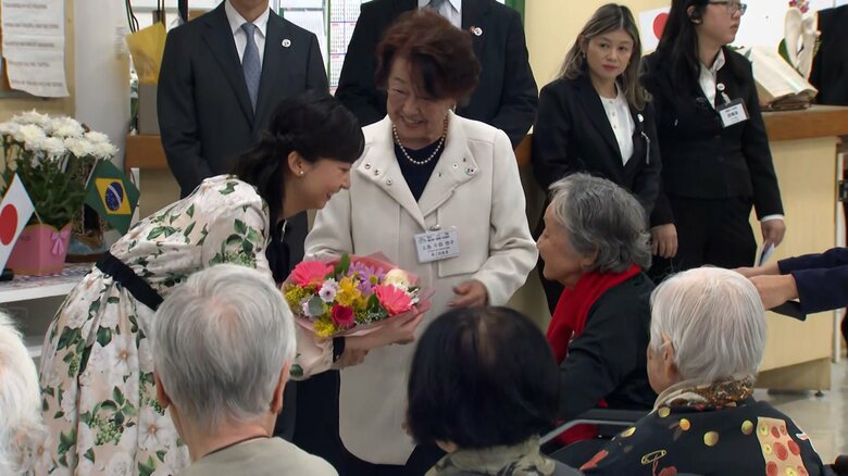 高齢者施設「憩の園」を訪問された佳子さま
