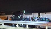首都高でトラックなど5台が絡む事故　4人軽傷　横羽線・大師JCT付近　川崎市