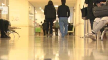 「高額療養費制度」患者が負担する月の上限額あすから引き上げ　平均的な所得区分で月5700円アップ、年間上限額53万円