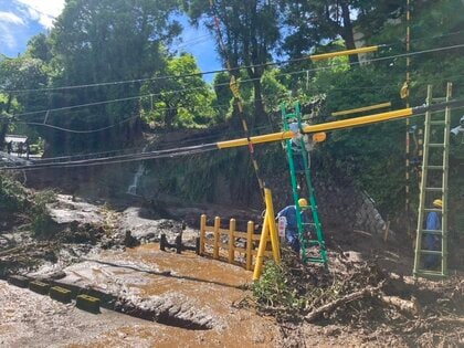 台風6号で土砂が流入し一部区間の運転を取り止めている伊豆急　6月7日に全線再開を見込む　天候や作業の進捗などによっては変更の場合も