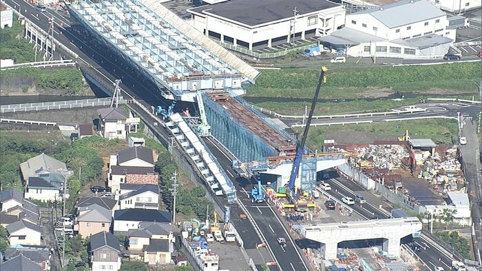 上空からみると「緩やかなカーブ」が確認できる